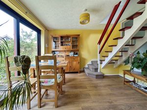 Photo 16- click for photo gallery